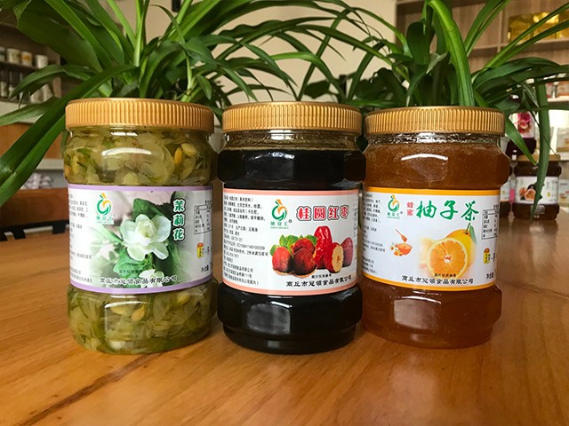 茉莉花花茶、桂圓紅棗花茶、柚子花茶